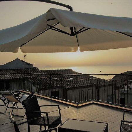 B&B The Tower Tropea Exterior foto